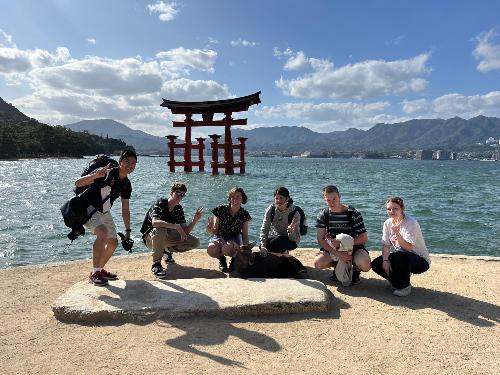 厳島神社