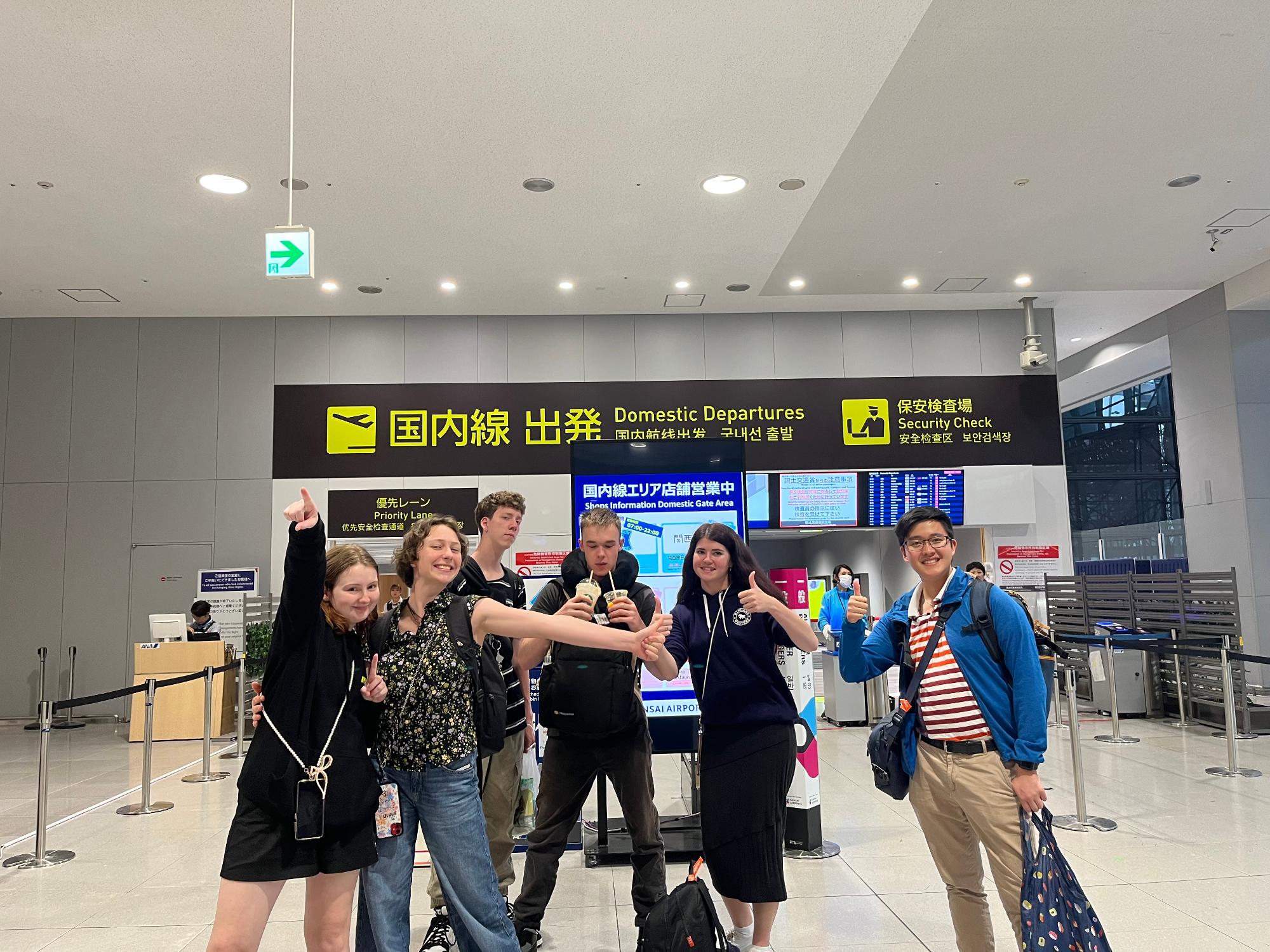 関西国際空港にて