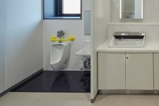 こども用小便器、こども用洗面器