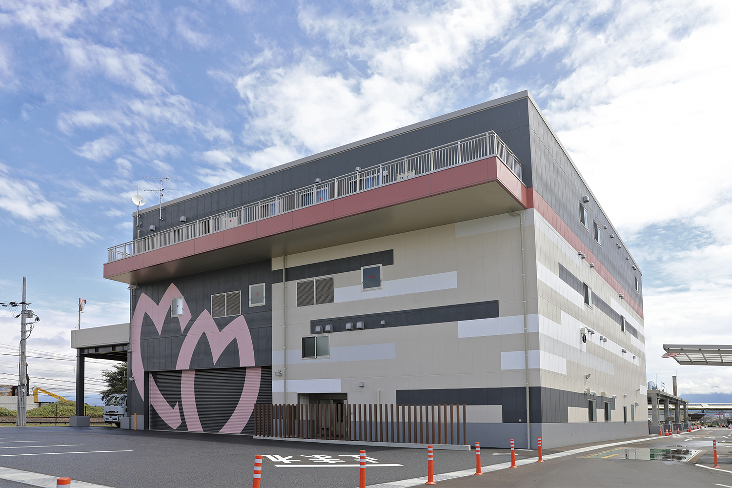 大和高田市クリーンセンター中継施設の写真